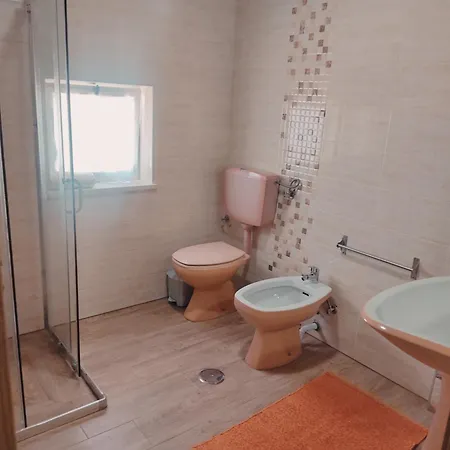 Casa Do Avô Pedro * Lagar Novo